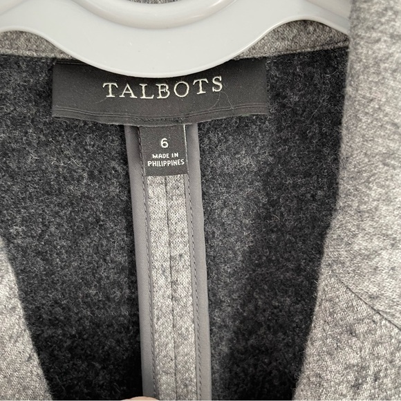 Talbots Gray Wool Blend 3 Button Classic Neutral Minimalist Pockets Blazer - Picture 7 of 14